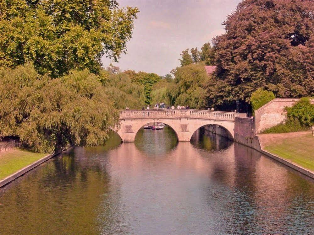 Armitage Way - Perfect To Self Isolate *